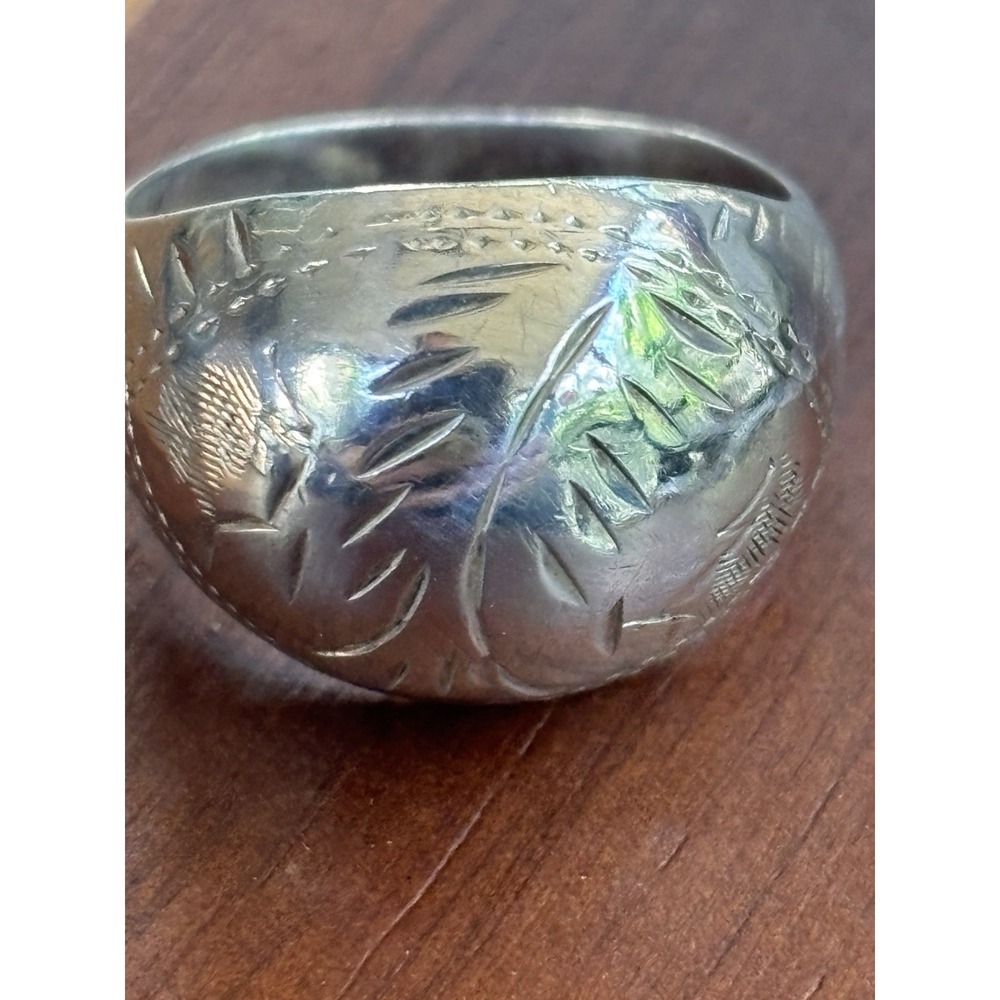 Vintage 925 Sterling Silver Floral Hand Etched Domed Bubble Band Ring Size 7.5